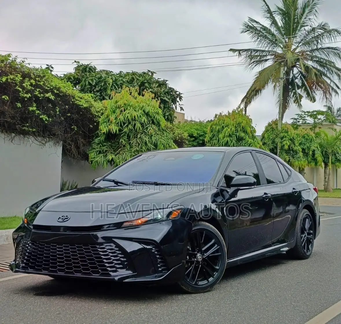 Toyota Camry 2025 Black