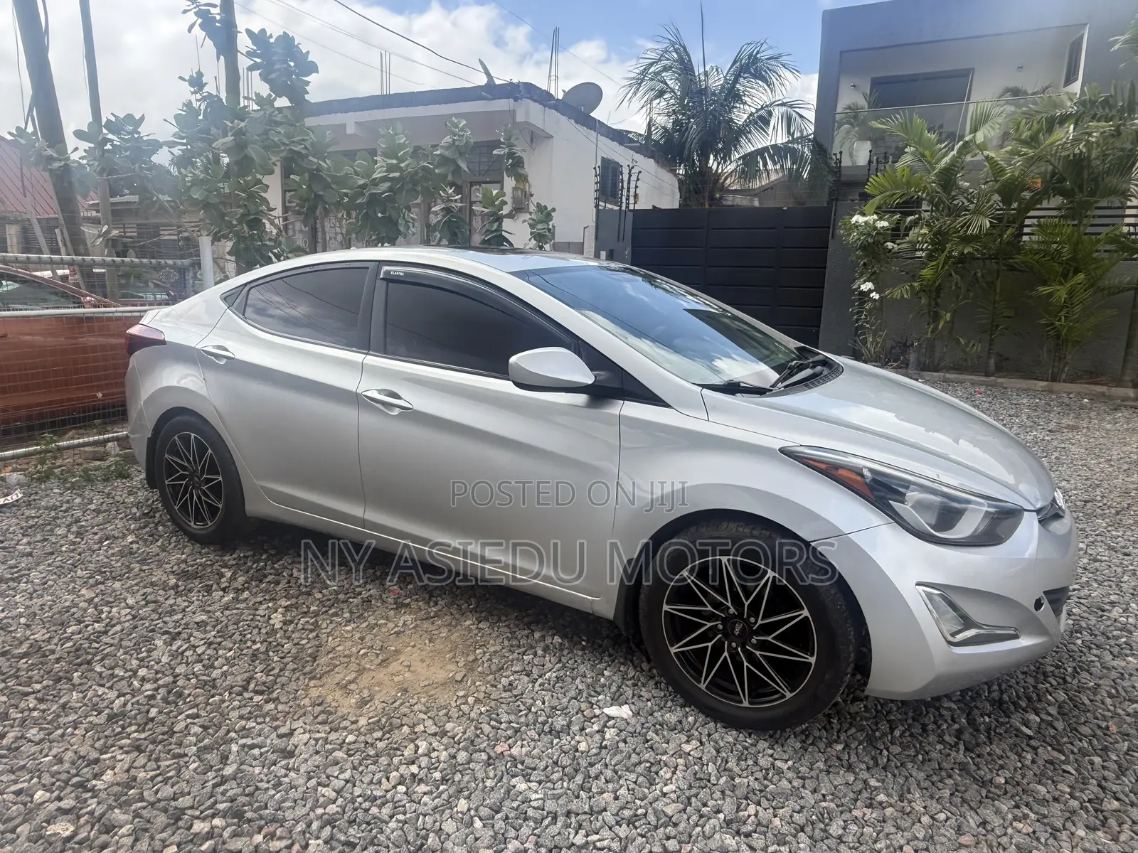Hyundai Elantra Limited 4dr Sedan (1.8L 4cyl 6A) 2014 Silver