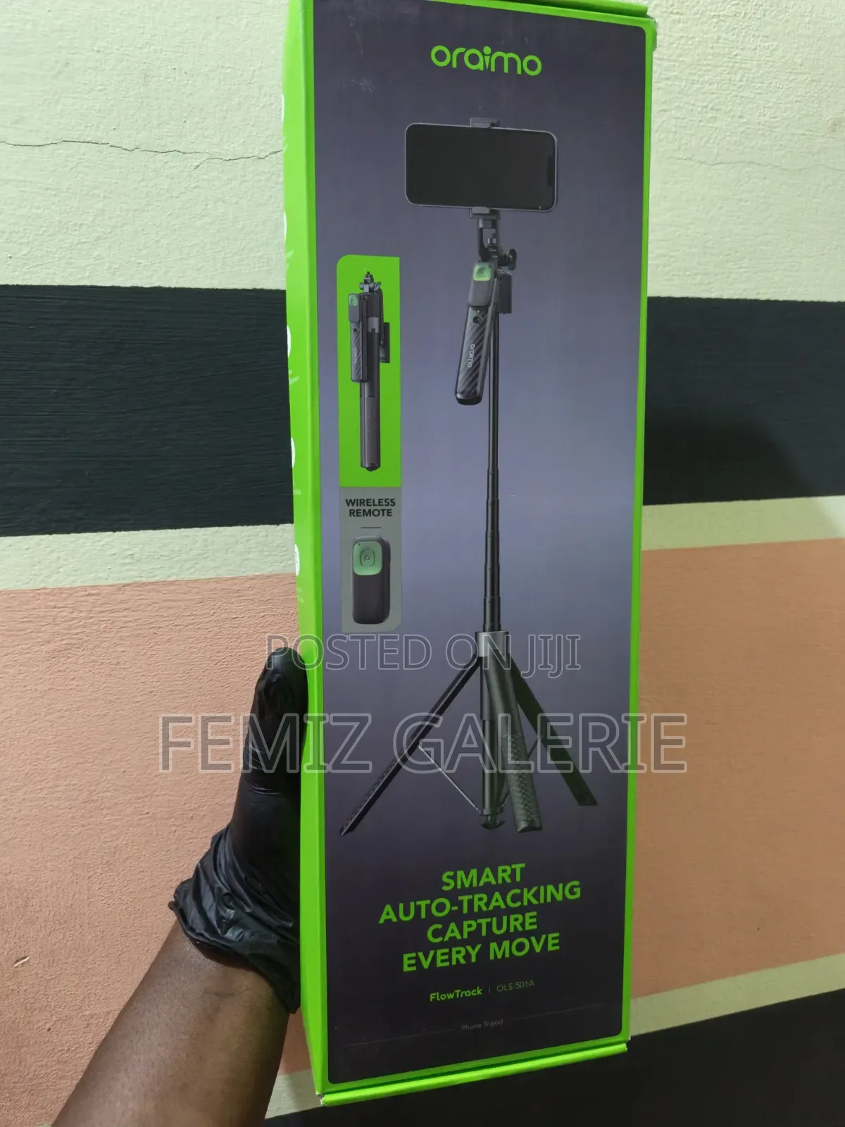 Oraimo FlowTrack Gesture Control Face Tracking Selfie Stick Tripod