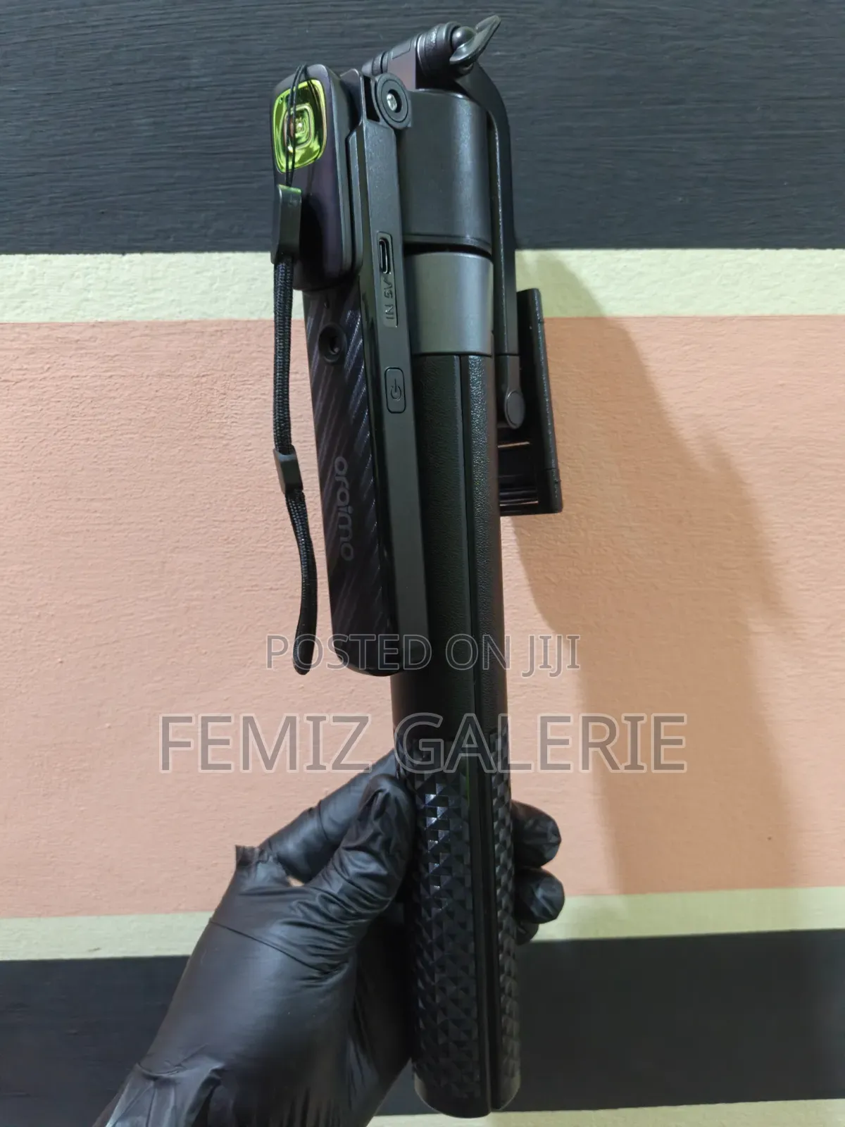 Oraimo FlowTrack Gesture Control Face Tracking Selfie Stick Tripod