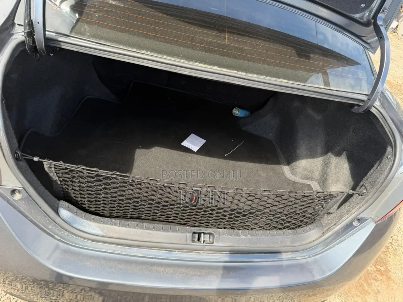 Toyota Corolla SE (1.8L 4cyl 6M) 2019 Gray