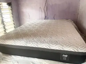 Sealy Posturepedic Hybrid Beds(QUEEN)60/80