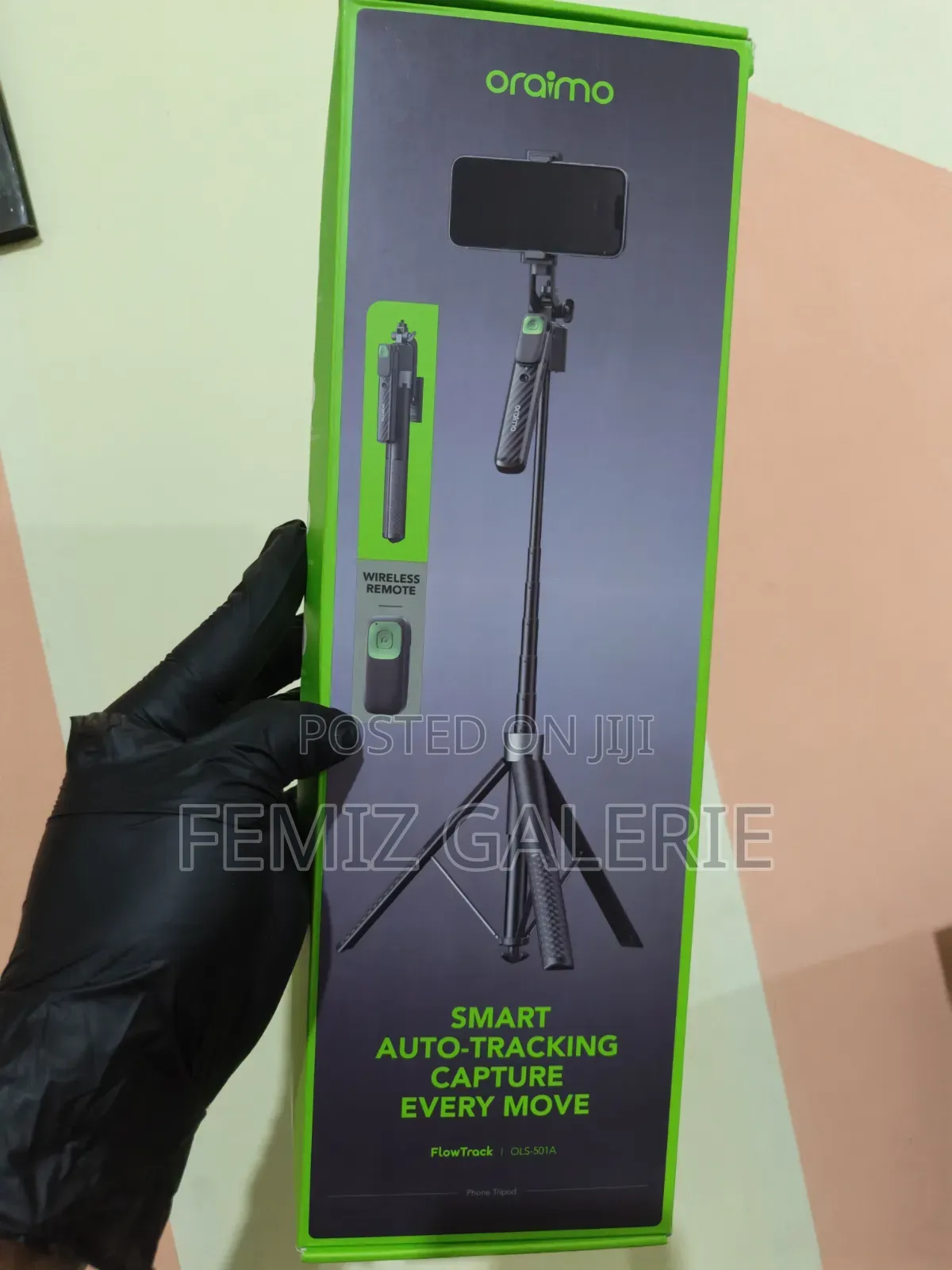 Oraimo FlowTrack Gesture Control Face Tracking Selfie Stick Tripod