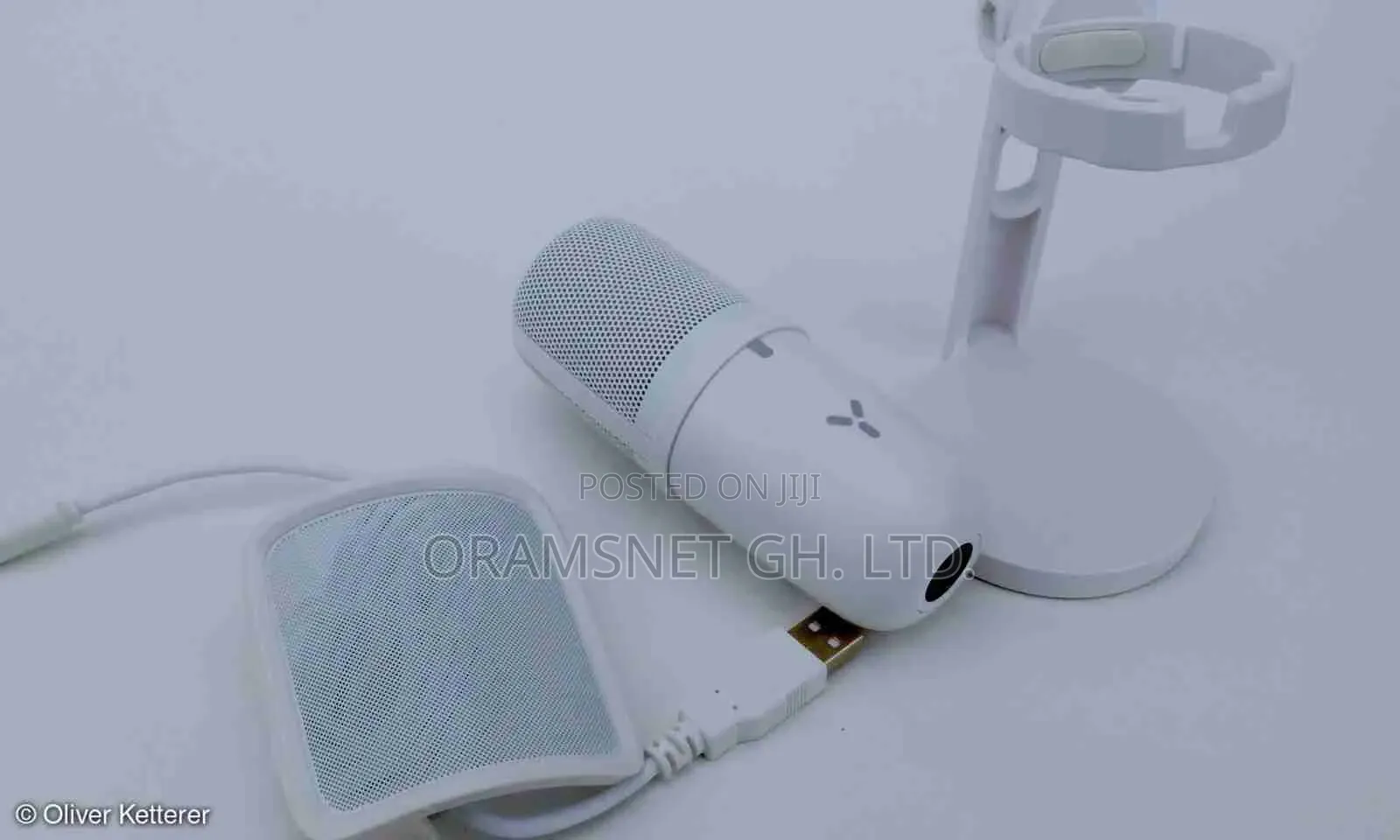 Wired Isy RGB Microphone