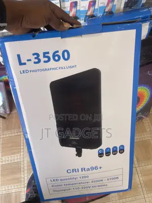 L-3560 LED Photographic Fill Light — Large Soft Panel