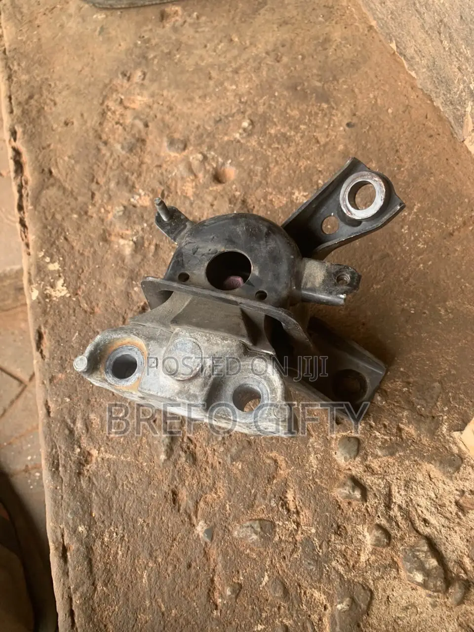 Engine Mount Toyota RAV4