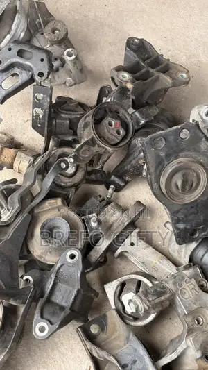 Engine Mount Toyota RAV4
