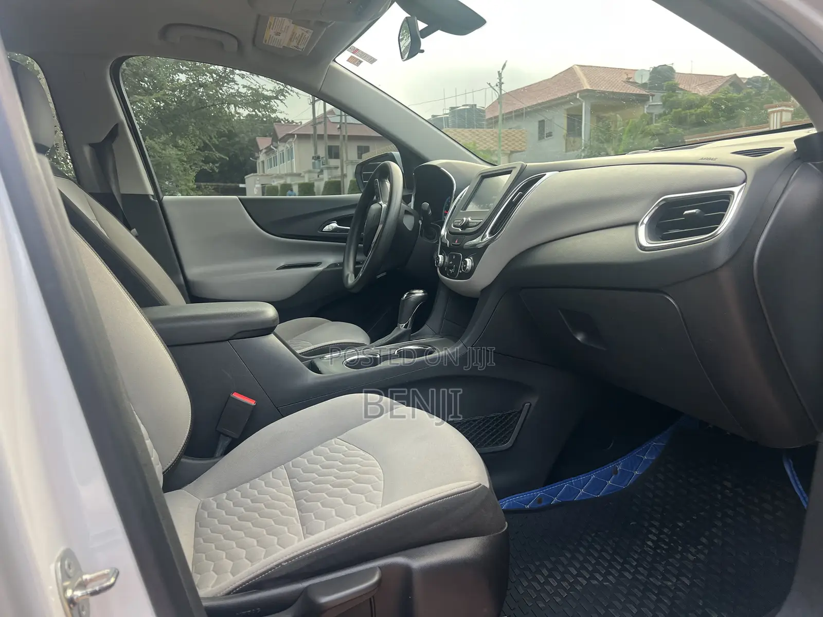 Chevrolet Equinox 2018 White