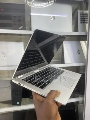 Laptop HP EliteBook x360 1030 G2 8GB Intel Core i5 SSD 256GB