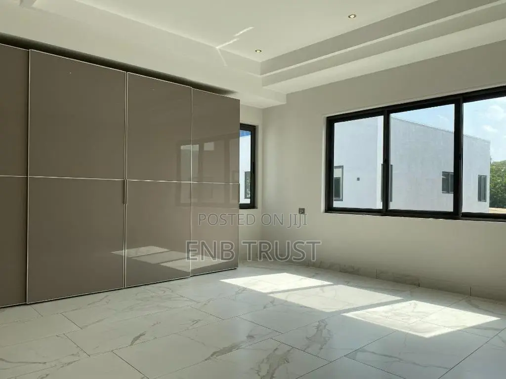 Furnished 3bdrm House in Airport Residential for sale