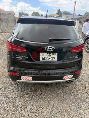 Hyundai Santa Fe 2014 Black