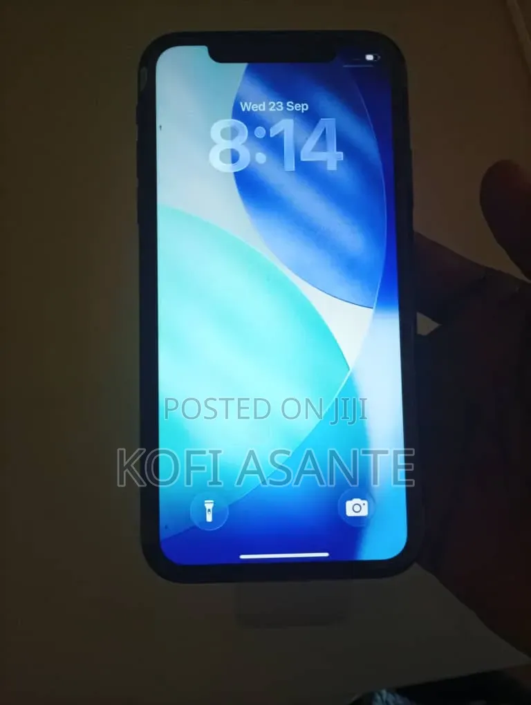 Apple iPhone 11 64 GB Gray