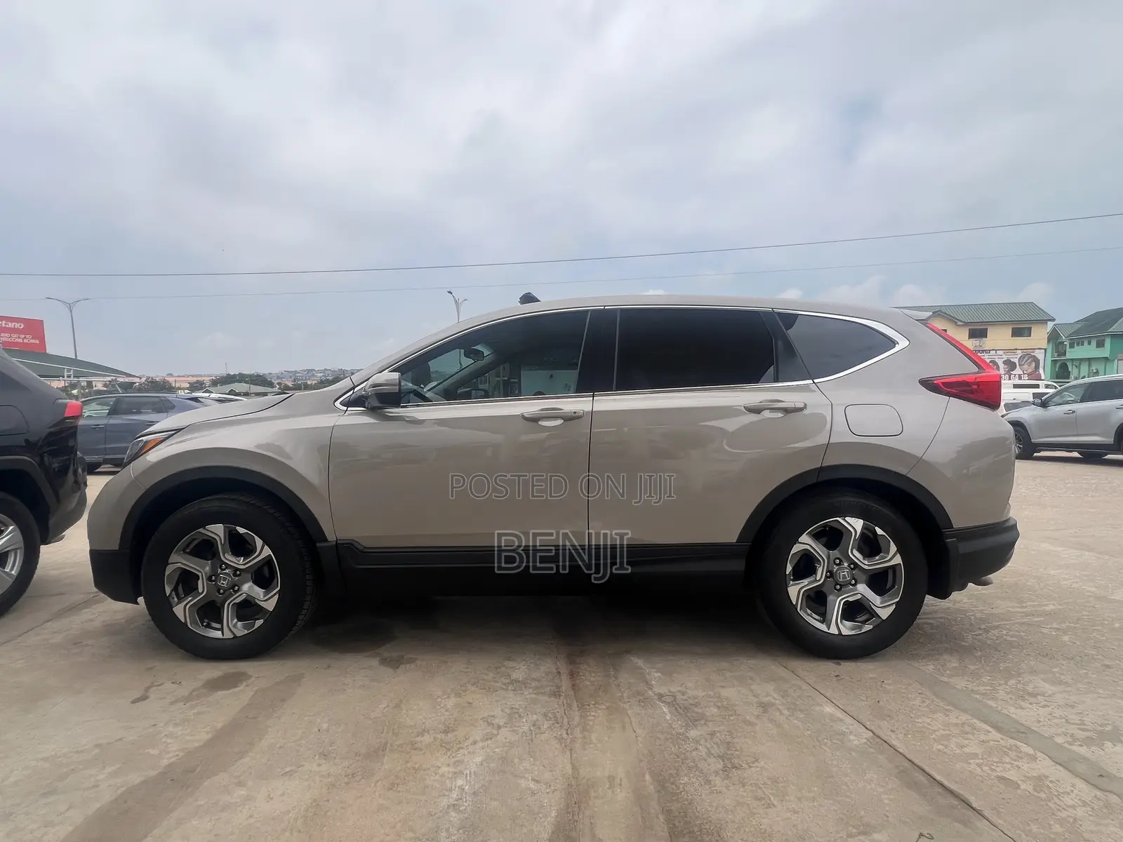 Honda CR-V 2018 Gold