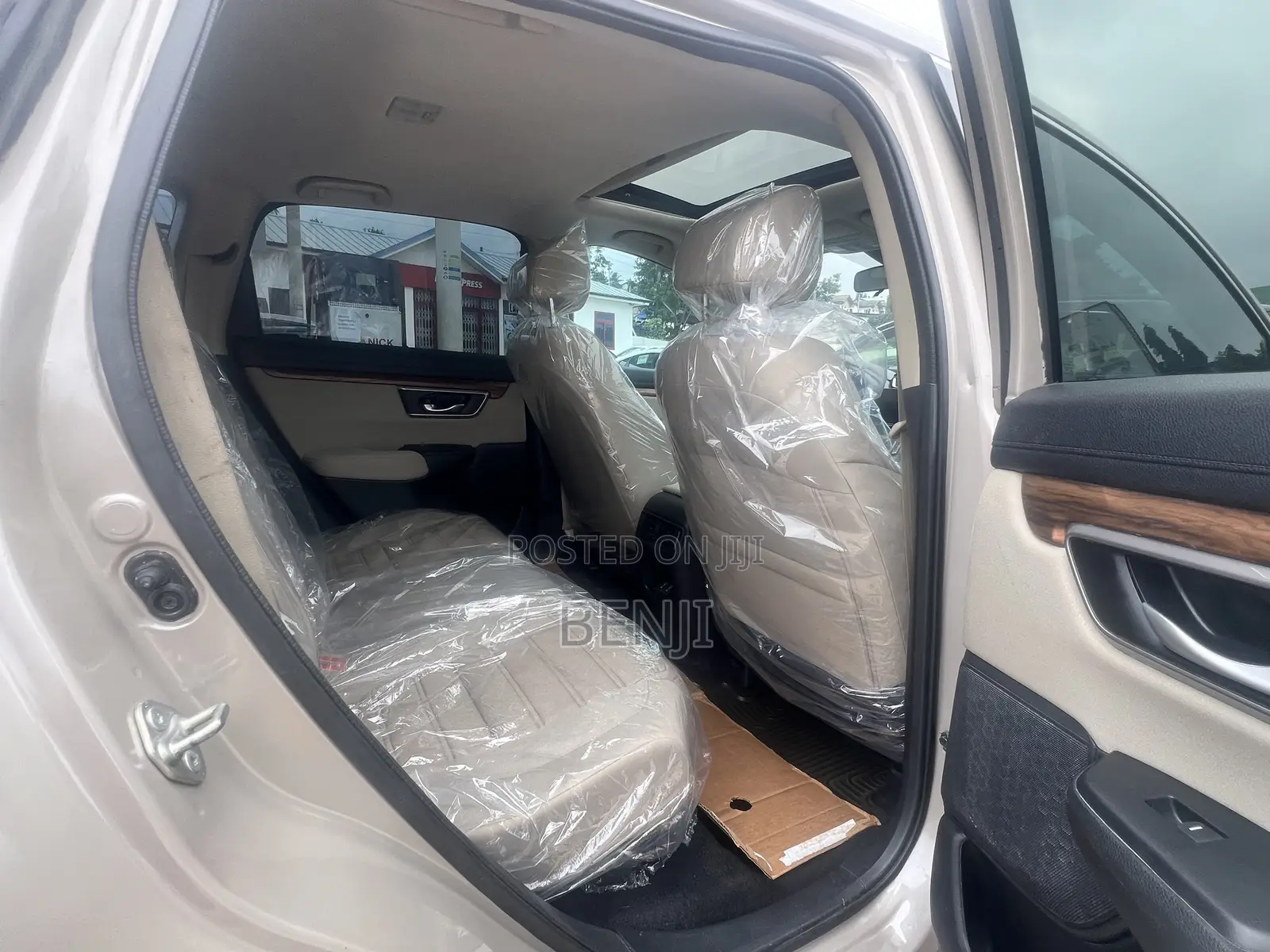 Honda CR-V 2018 Gold