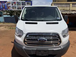 Ford Transit 2018 White