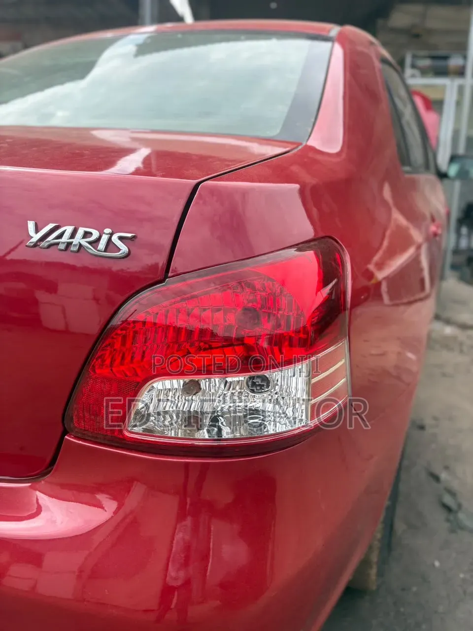 Toyota Yaris 1.5 Automatic 2009 Red