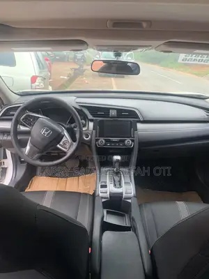 Honda Civic 2016 White