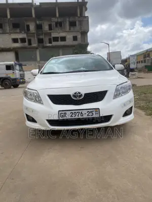 Toyota Corolla 2011 White