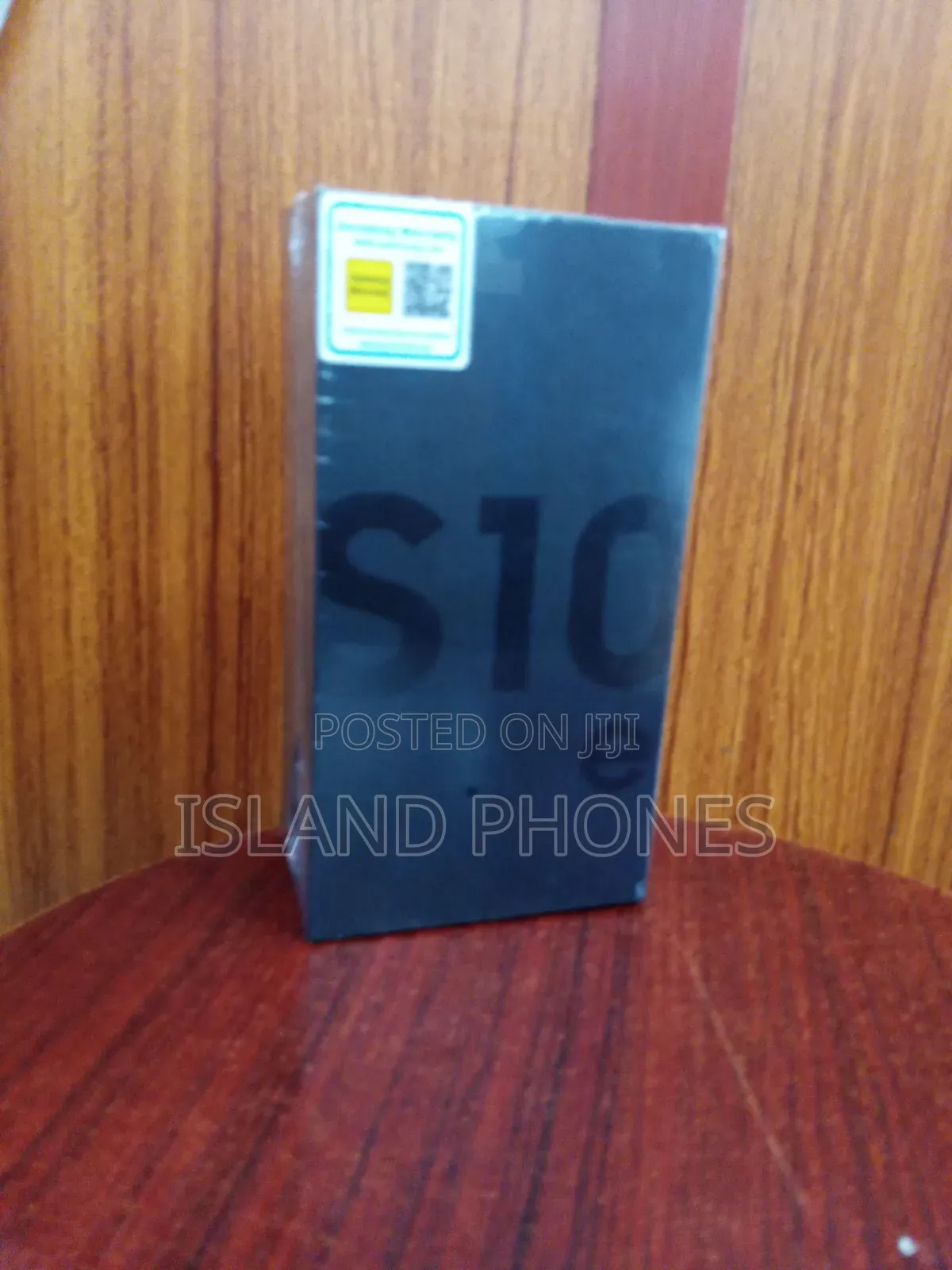 New Samsung Galaxy S10e 128 GB Black