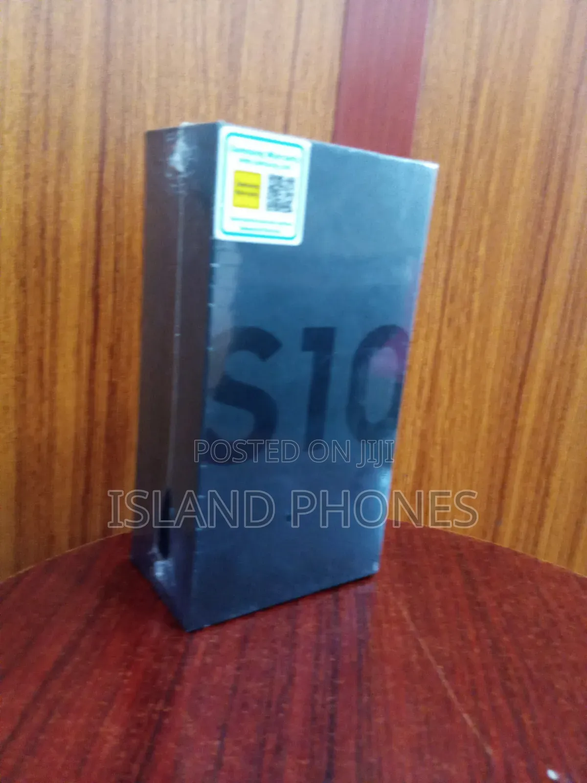 New Samsung Galaxy S10e 128 GB Black