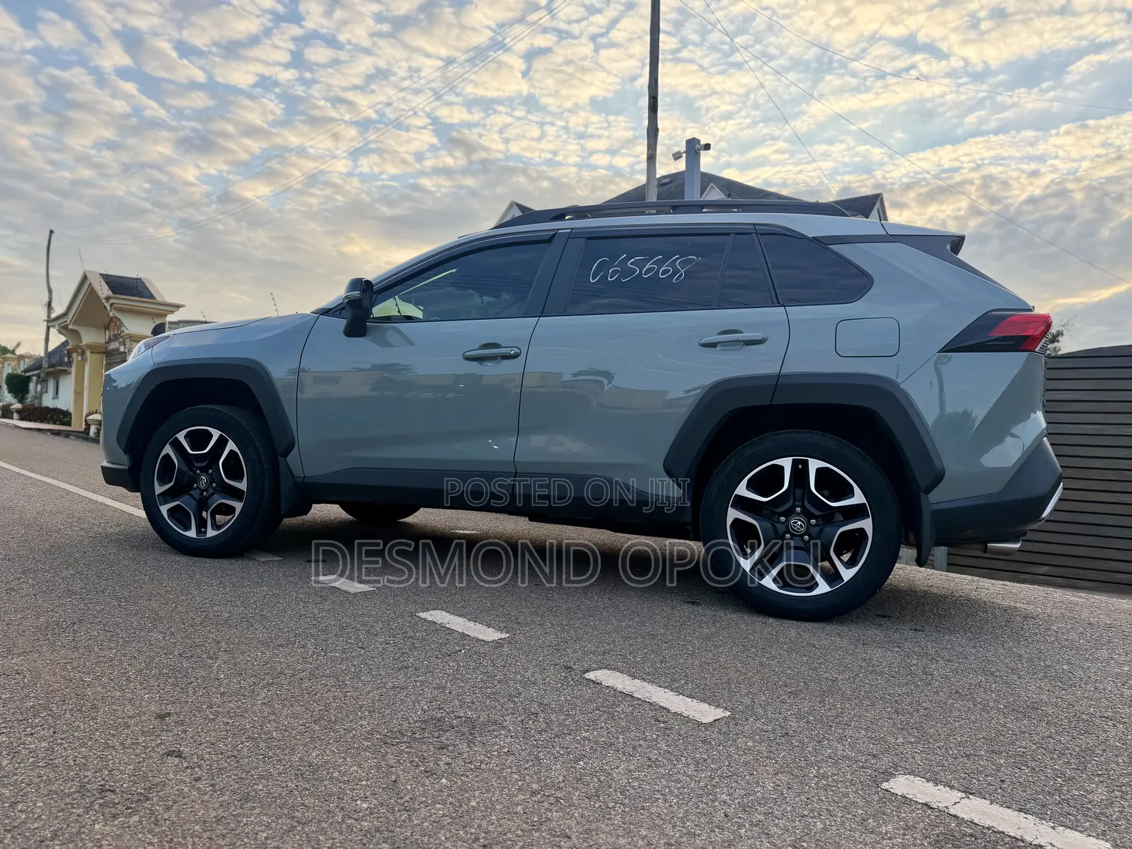 Toyota RAV4 Adventure 2019 Green