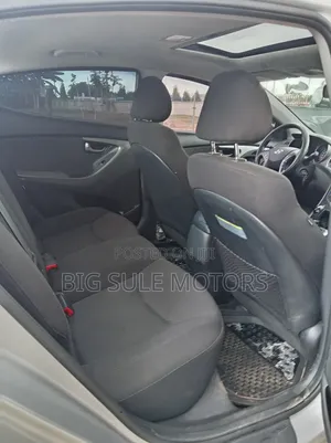 Hyundai Elantra Limited 4dr Sedan (1.8L 4cyl 6A) 2015 Silver