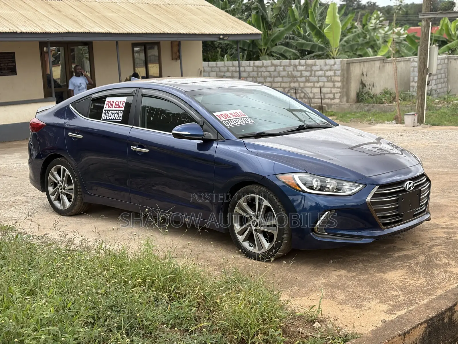 Hyundai Elantra Limited Sedan FWD (2.0L 4cyl 6A) 2017 Blue