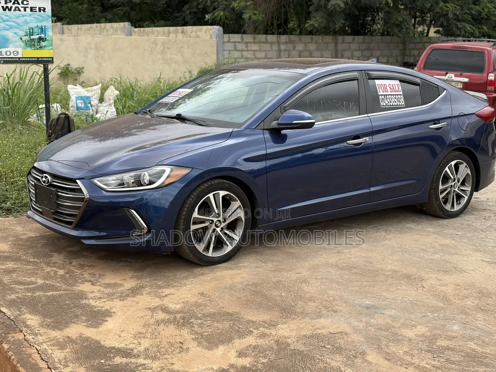 Hyundai Elantra Limited Sedan FWD (2.0L 4cyl 6A) 2017 Blue