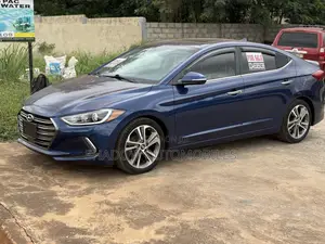 Hyundai Elantra Limited Sedan FWD (2.0L 4cyl 6A) 2017 Blue