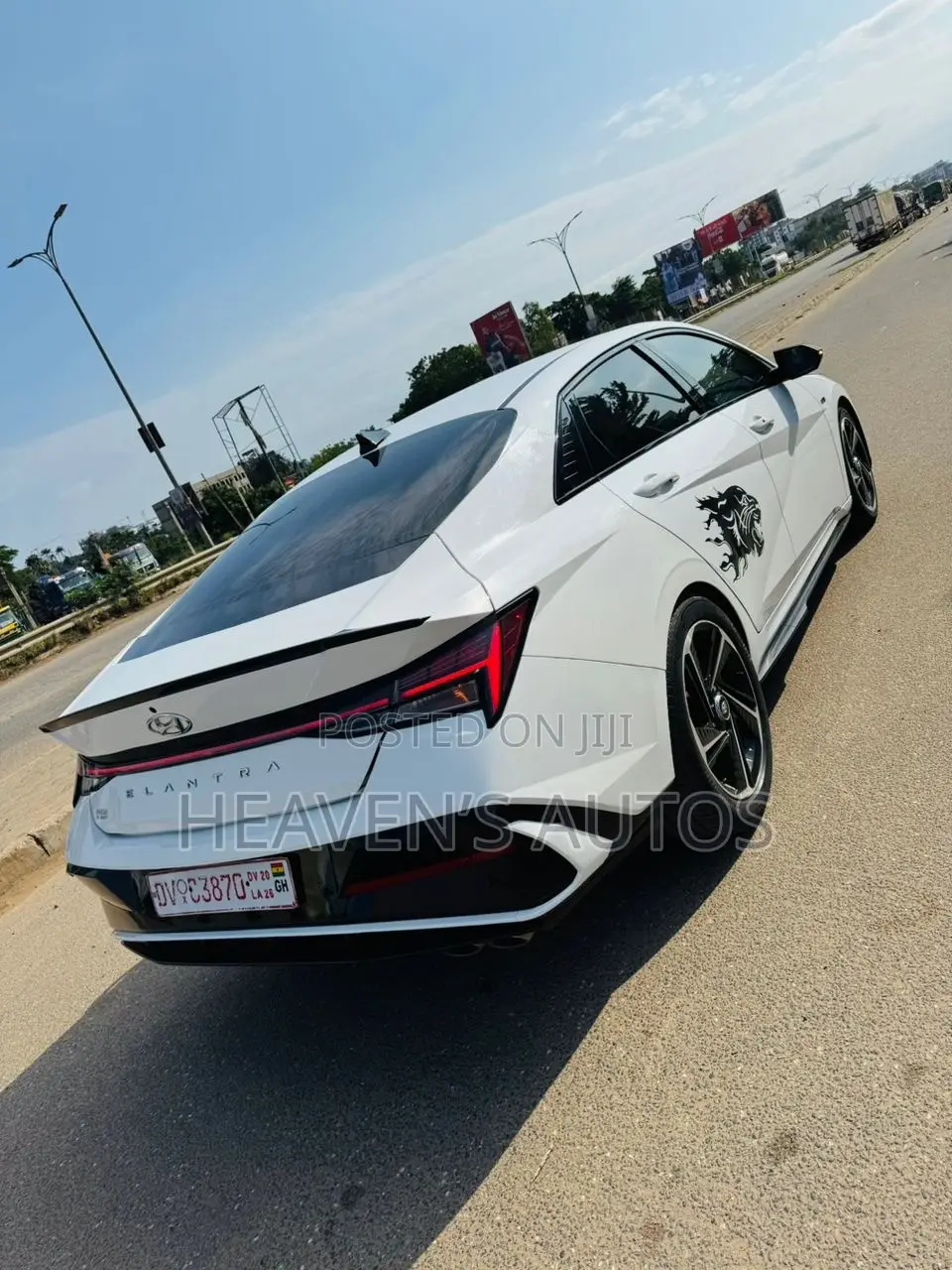 Hyundai Elantra 2021 White