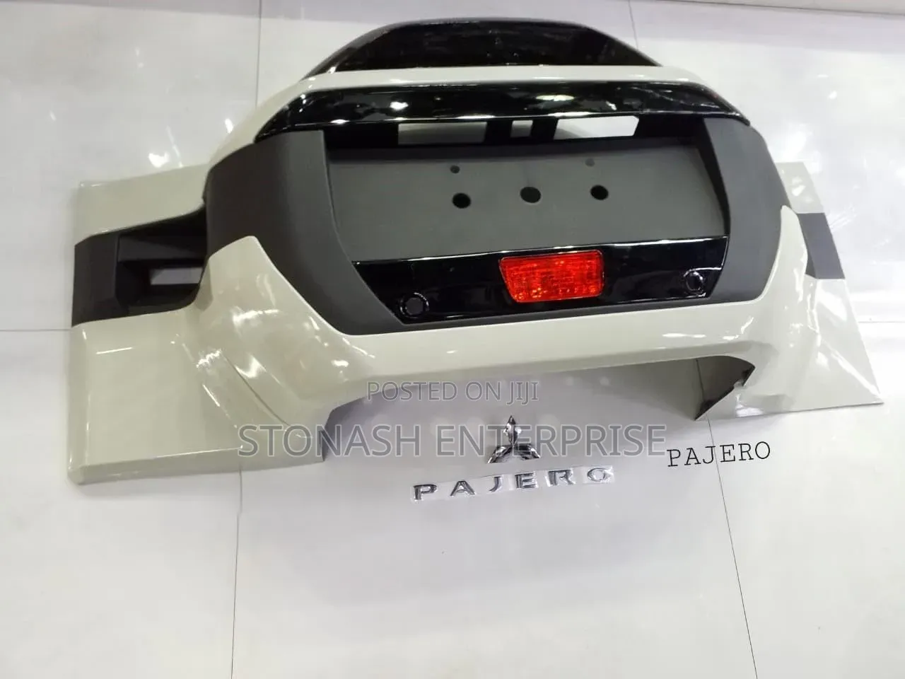 Mitsubishi Pajaro 2017 Tyre Cover