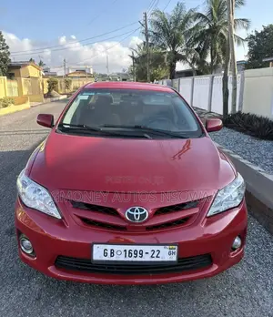 Toyota Corolla L 4dr Sedan (1.8L 4cyl 5M) 2013 Red