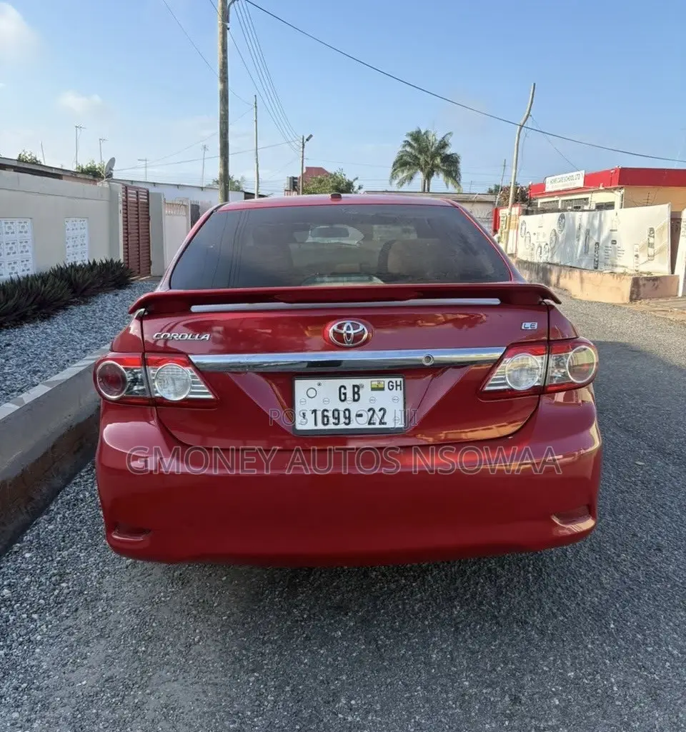 Toyota Corolla L 4dr Sedan (1.8L 4cyl 5M) 2013 Red
