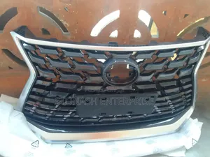 Lexus 570 2018 Grille Sports