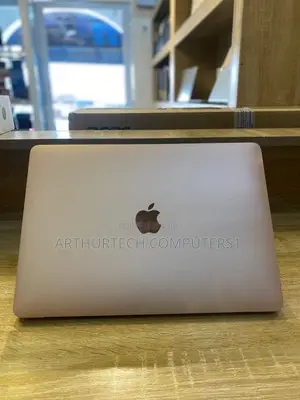 New Laptop Apple MacBook Air 2019 8GB Intel Core i5 SSD 128GB