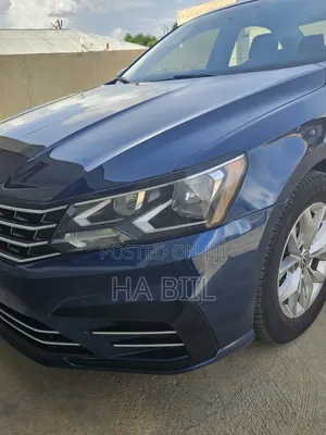 Volkswagen Passat 2018 Blue