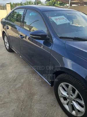 Volkswagen Passat 2018 Blue