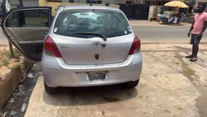 Toyota Vitz 2010 Gray
