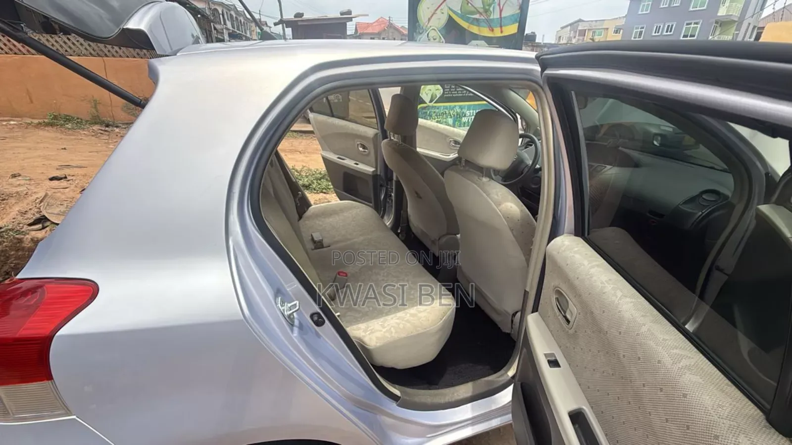 Toyota Vitz 2010 Gray