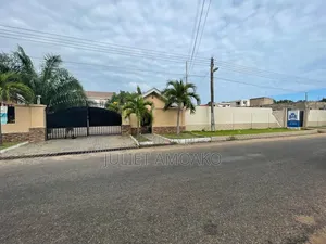 Furnished 4bdrm Apartment in Prisons for rent