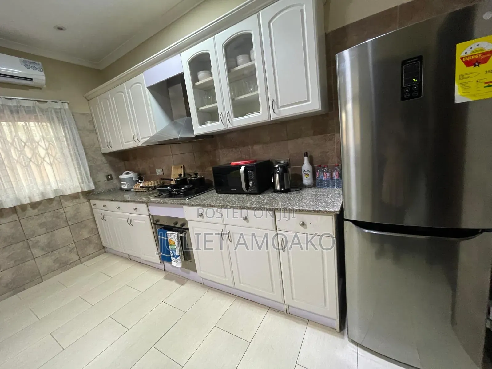Furnished 4bdrm Apartment in Prisons for rent