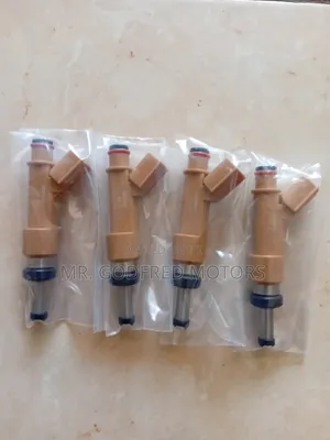 Toyota Corolla 2009-16 Fuel Injectors 4SET. Original