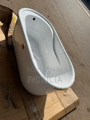 Brand New Vanity Art Ajaccio Freestanding Bathtub.