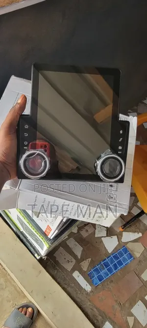 Tesla Screen Universal