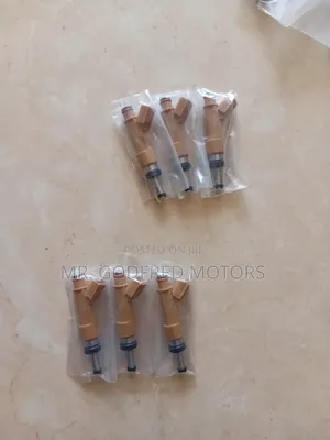Toyota Corolla 2012-15 Fuel Injectors 4Set. Original.