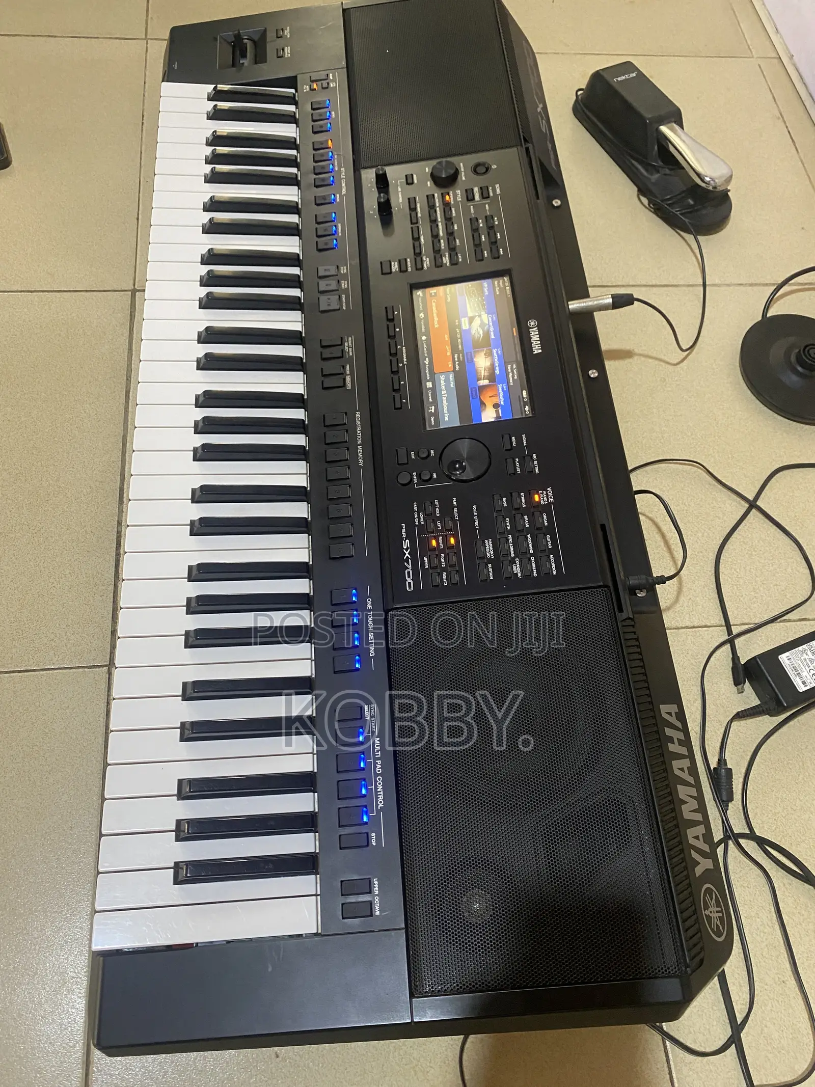 Yamaha PSR Sx700