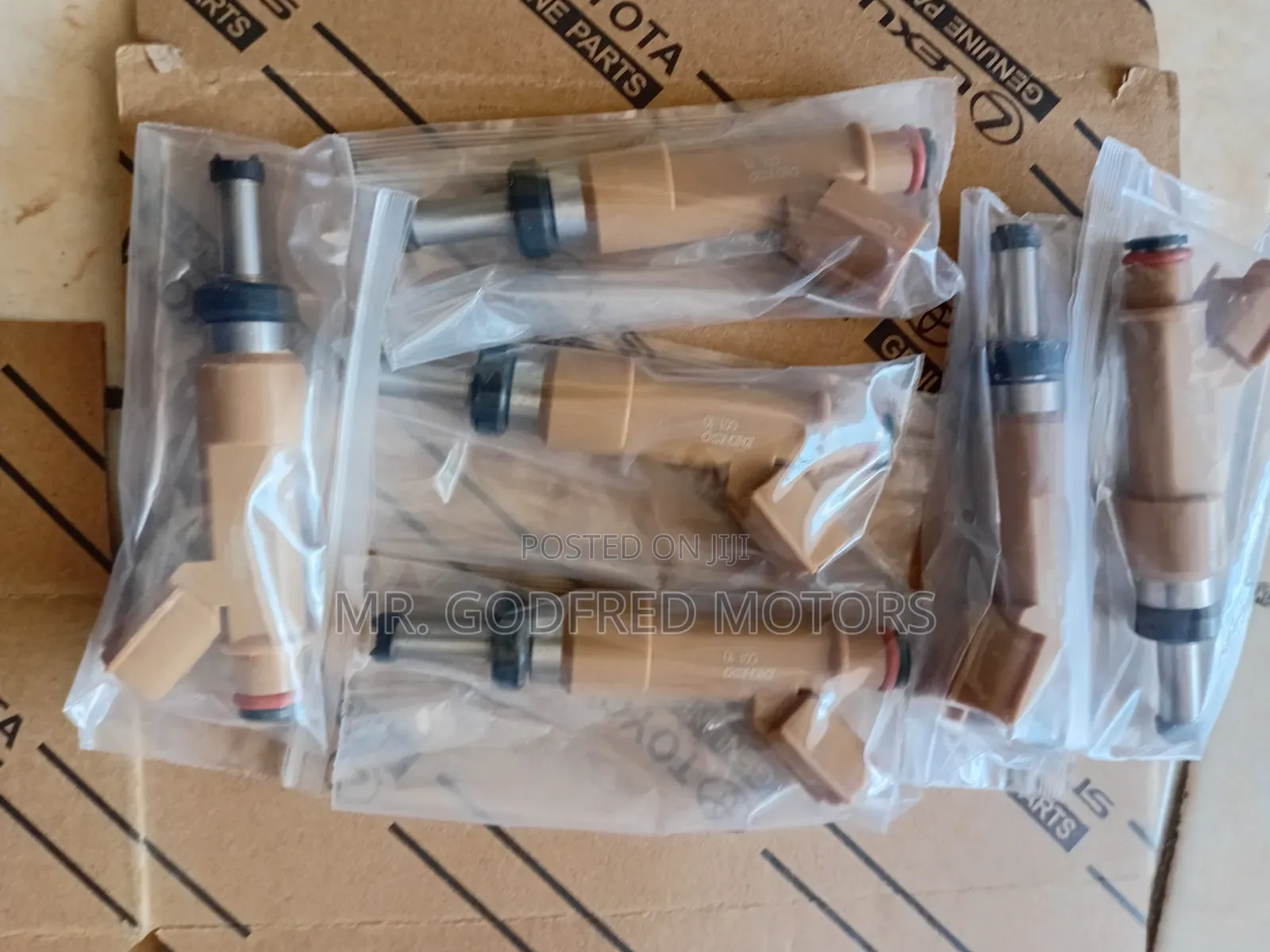 Toyota Corolla 2014,15,16,17,18,19 Fuel Injectors 4Set. Original