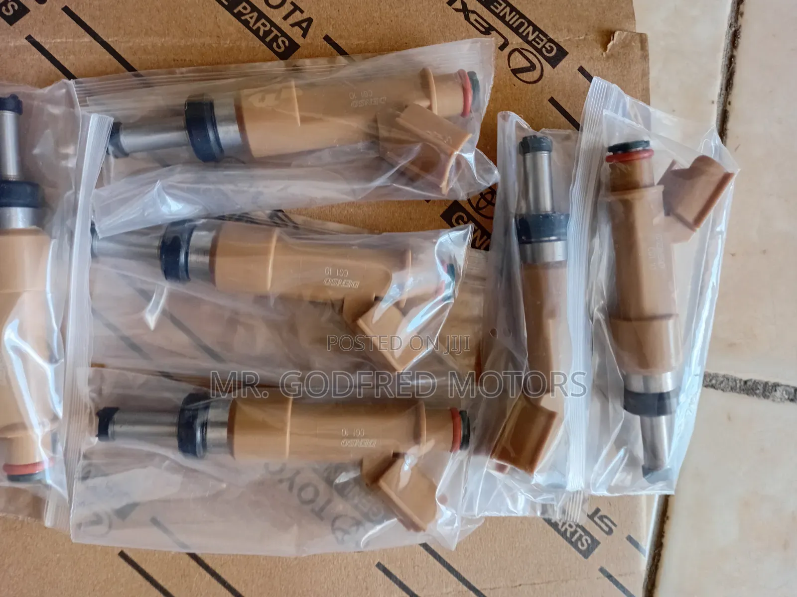 Toyota Corolla 2014,15,16,17,18,19 Fuel Injectors 4Set. Original