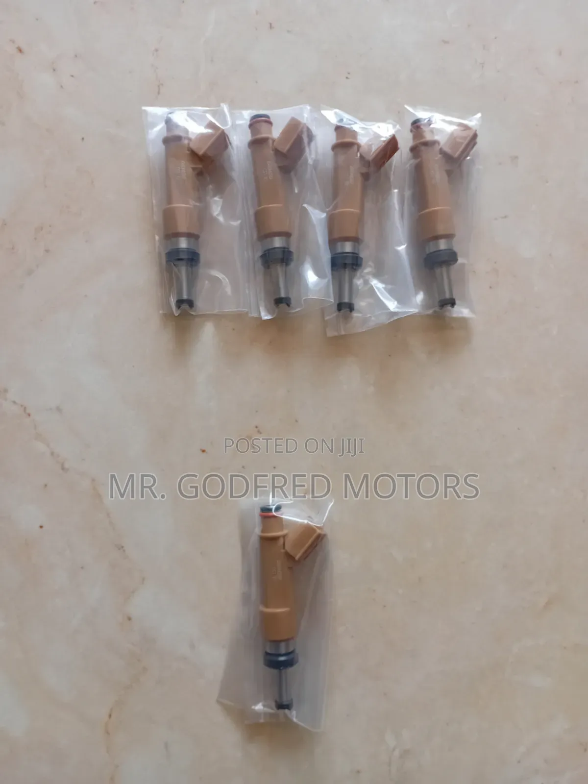 Toyota Matrix 2010,11,12,13 Fuel Injectors 4Set. Original