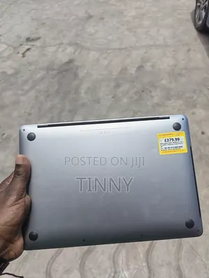 Laptop Apple MacBook Pro 2020 16GB Intel Core i5 SSD 256GB